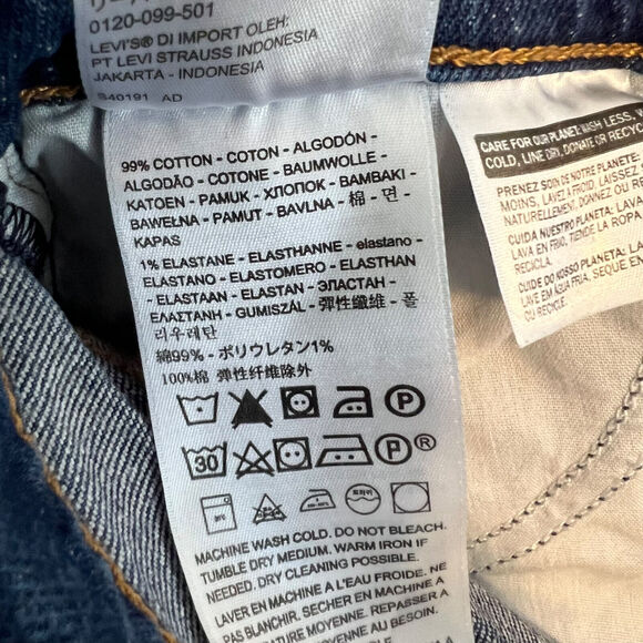 Levi's Women's Blue Jeans - Picture 9 of 14